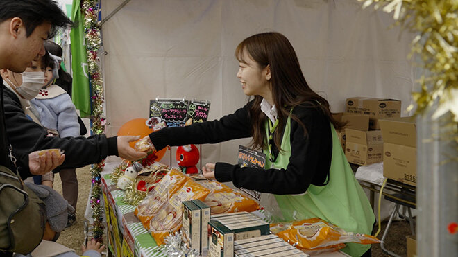 商品販売の様子