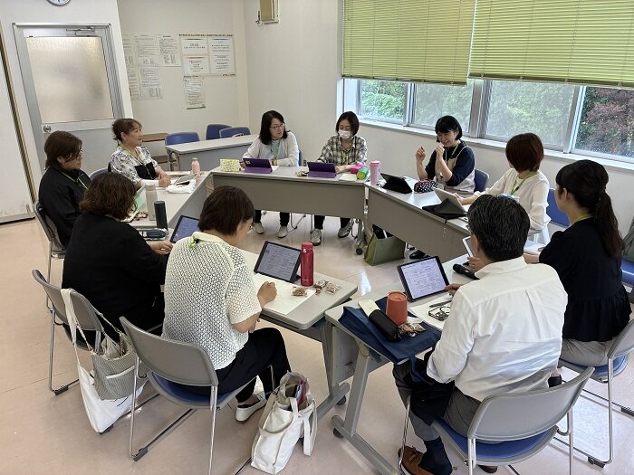 グループ交流（各ブロックの報告を聞いての交流）